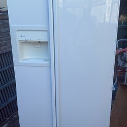 Refrigerator GE profile