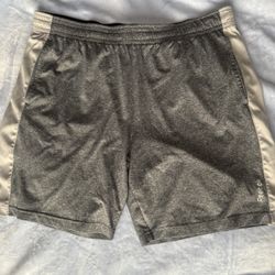 Grey Reebok Men’s XL Basketball Shorts 