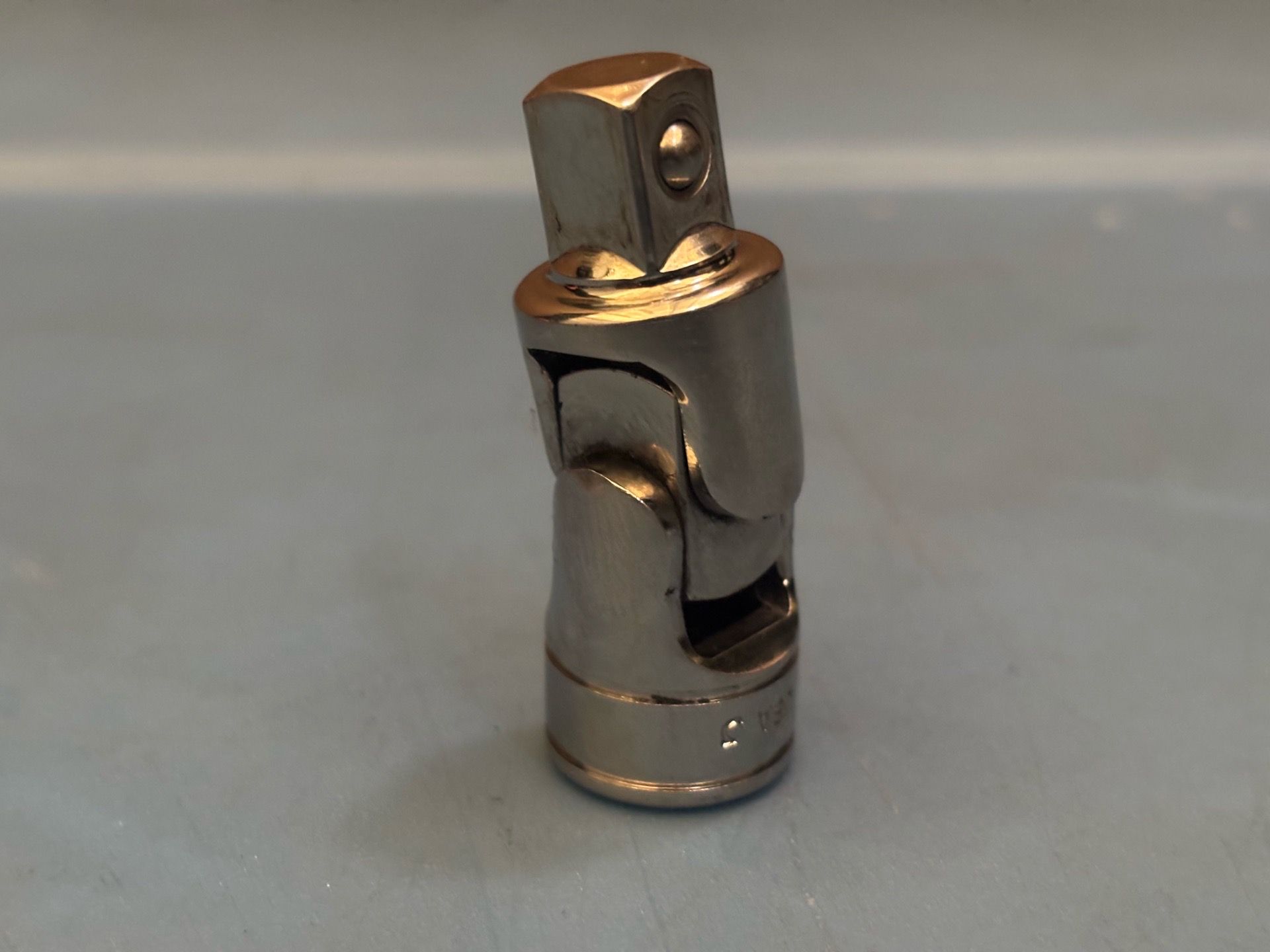 Snap-on Tools 3/8" Drive 2-1/16" Friction Ball Universal Joint