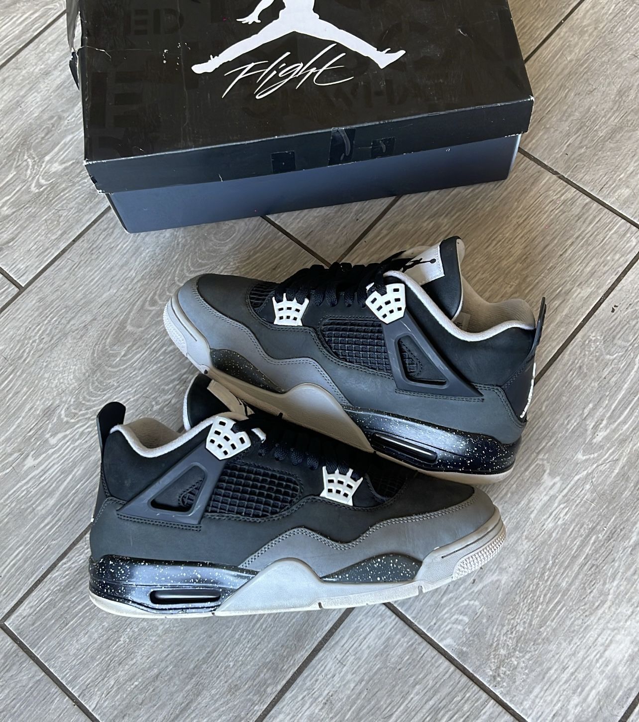 Jordan 4 Fear Size 11
