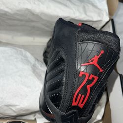 Air Jordan 14 Retro “Last Shot” (Black/Varsity Red)  Style Code: 487471-003