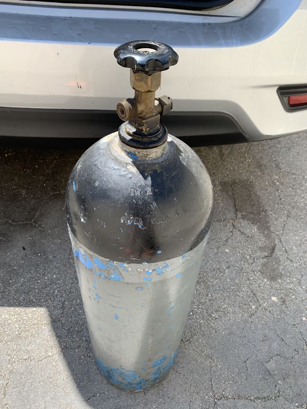 20 pound noz tank for Sale in Downey, CA OfferUp