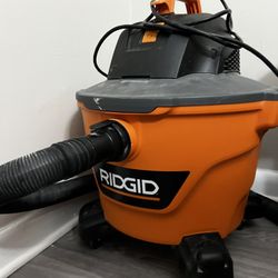 Ridgid Contruction/Home Powerful Vacuum