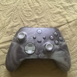 Xbox Controller – Nocturnal Vapor
Special Edition