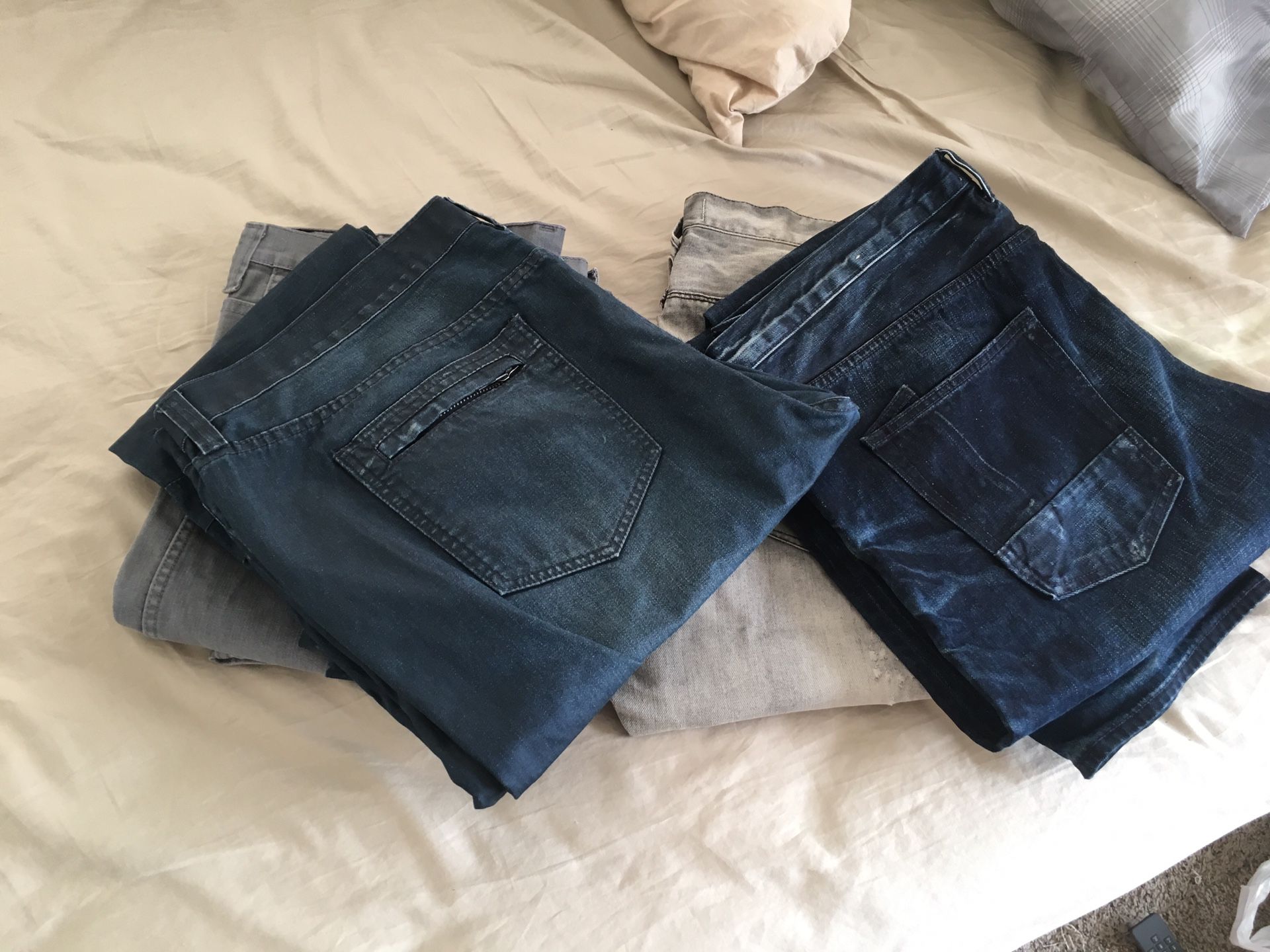 Levi’s jeans 44 (4pair)
