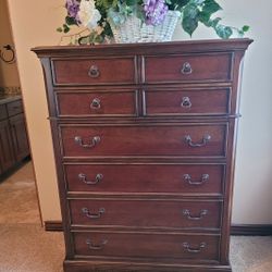 Thomasville Tall Dresser *PRISTINE* Retails $1400+