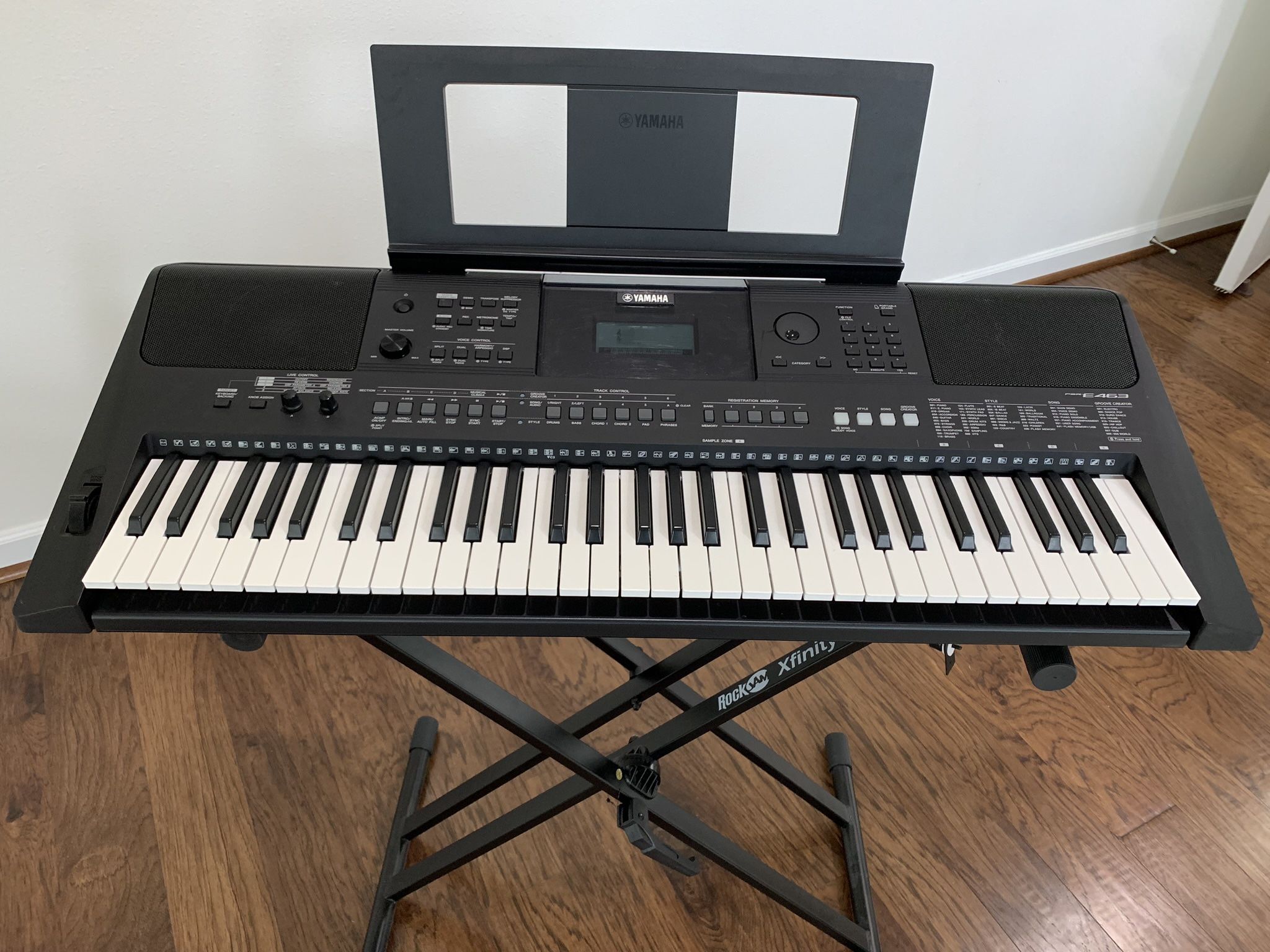 Almost New Yamaha Keyboard For Sale for Sale in Bothell, WA OfferUp