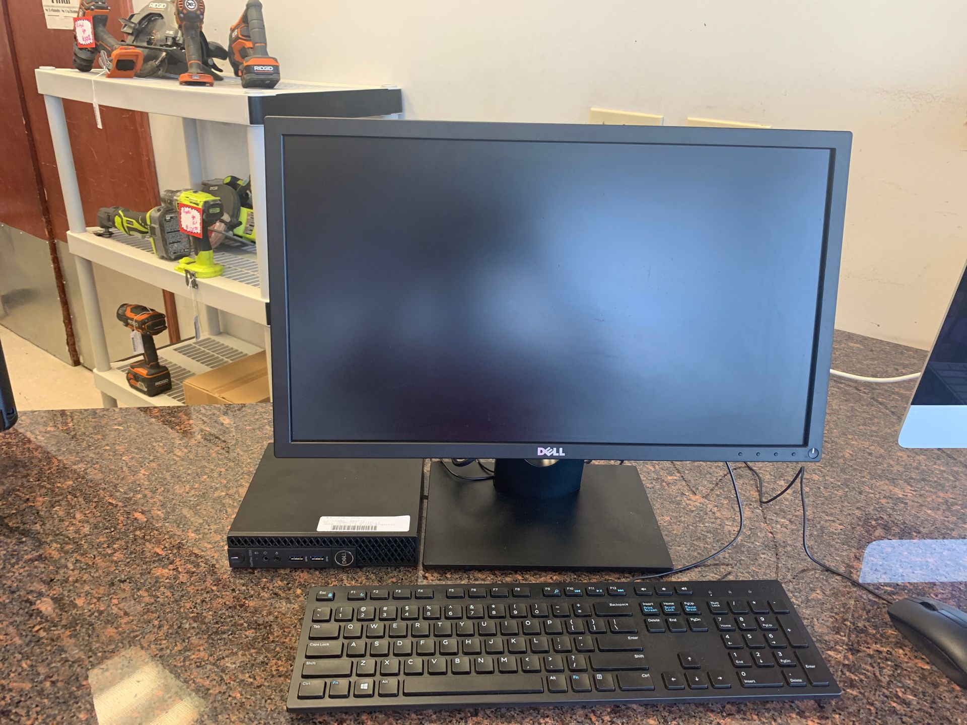 Dell desktop computer 🖥