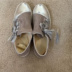 Women’s Size 9 1/2 Shoes