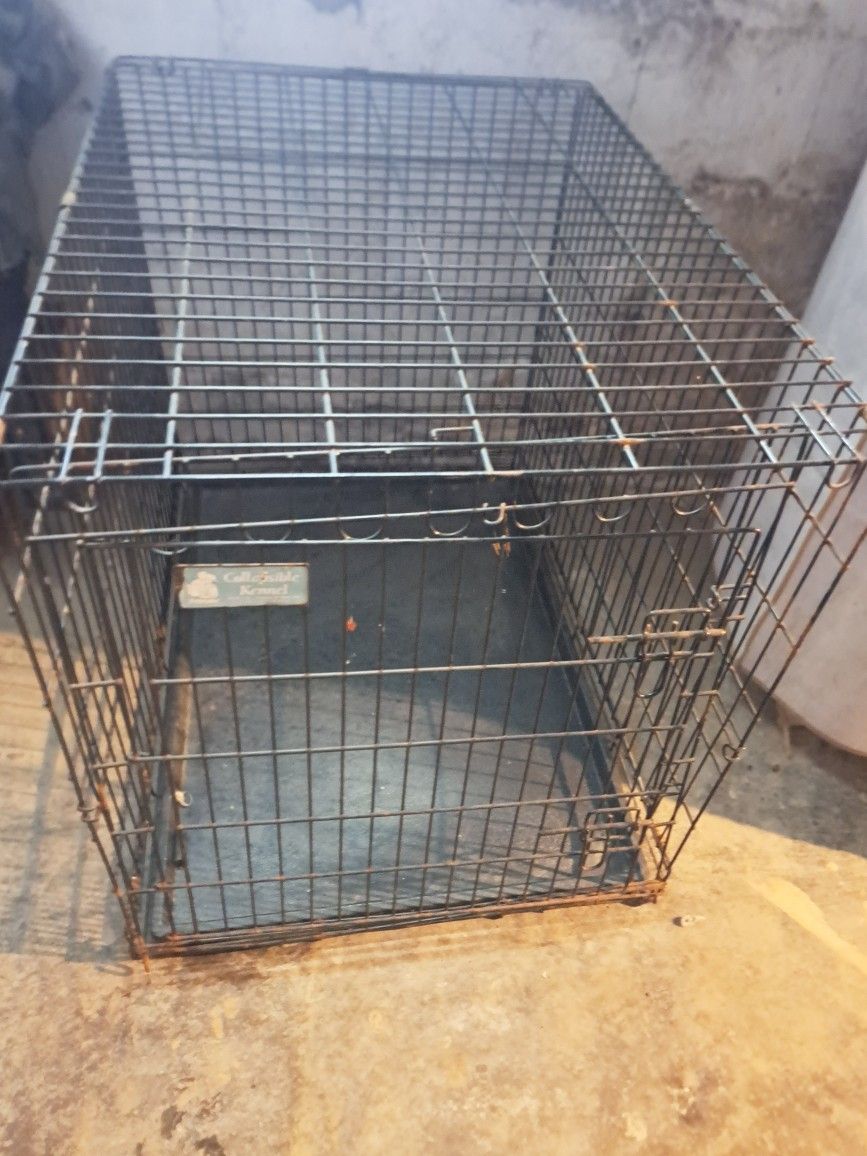 LARGE DOG KENNEL