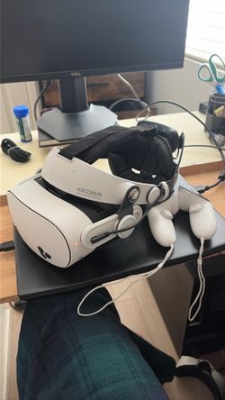 Quest 3s with headset strap and battery