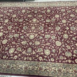 LRG Area Rug 10Ft 9” x 7Ft 8” 🚚 extra Thick made of 100% olefin fiber