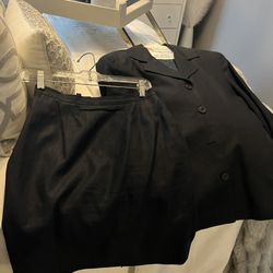 Linen Navy 2-piece Suit (size 4)