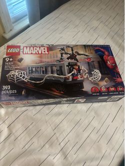 LEGO Marvel Spider-Man vs Doc Ock Subway Train Scene