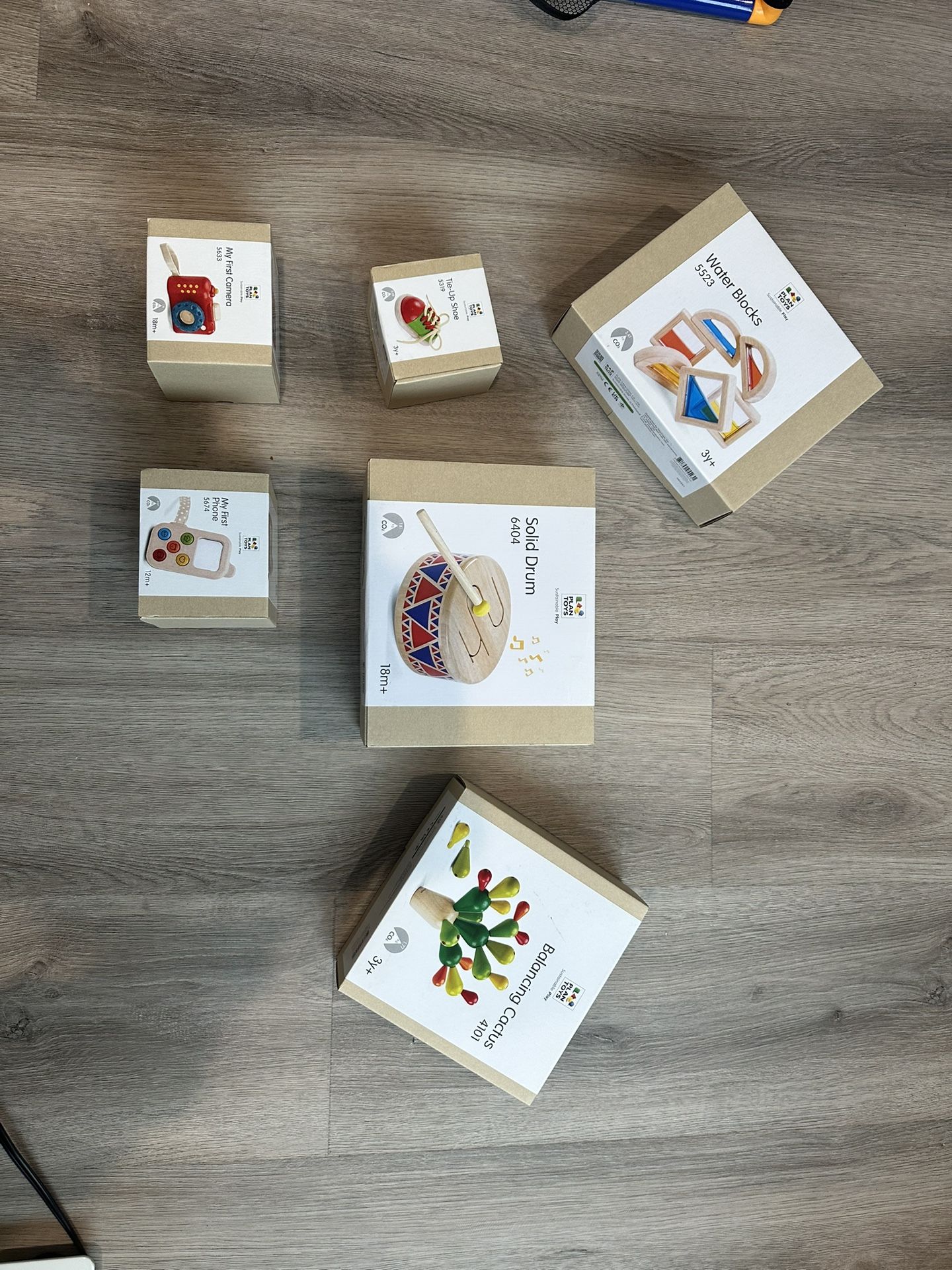 plantoys