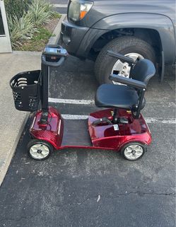 Mobility scooter