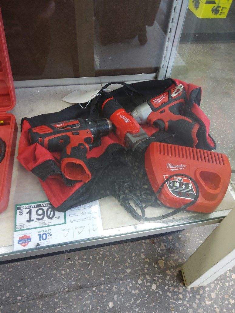 Milwaukee Tool Set