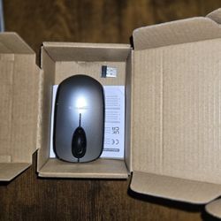 Amazon Basics Mouse