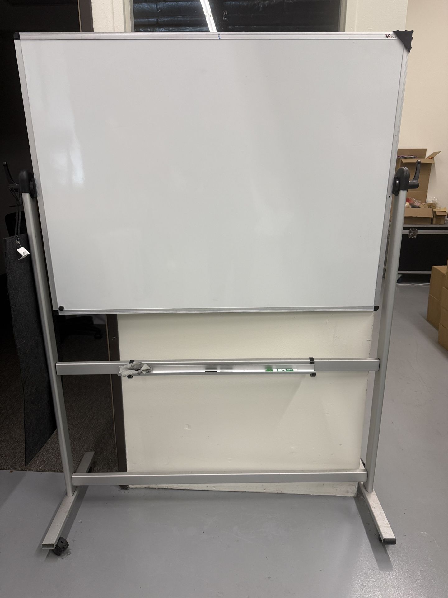 Educational White board with magnetic
