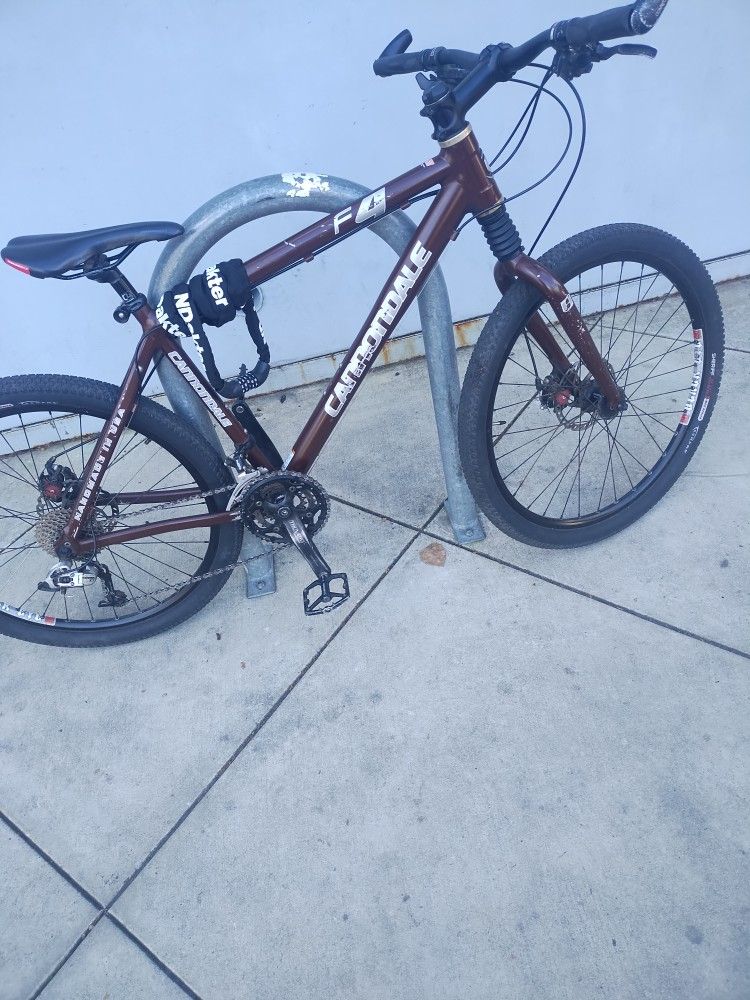 Cannondale F4 Medium Aluminum MTB 26s Had Tune Up New Seat MADE IN USA 🇺🇲New Brakes Rides Perfect 💯