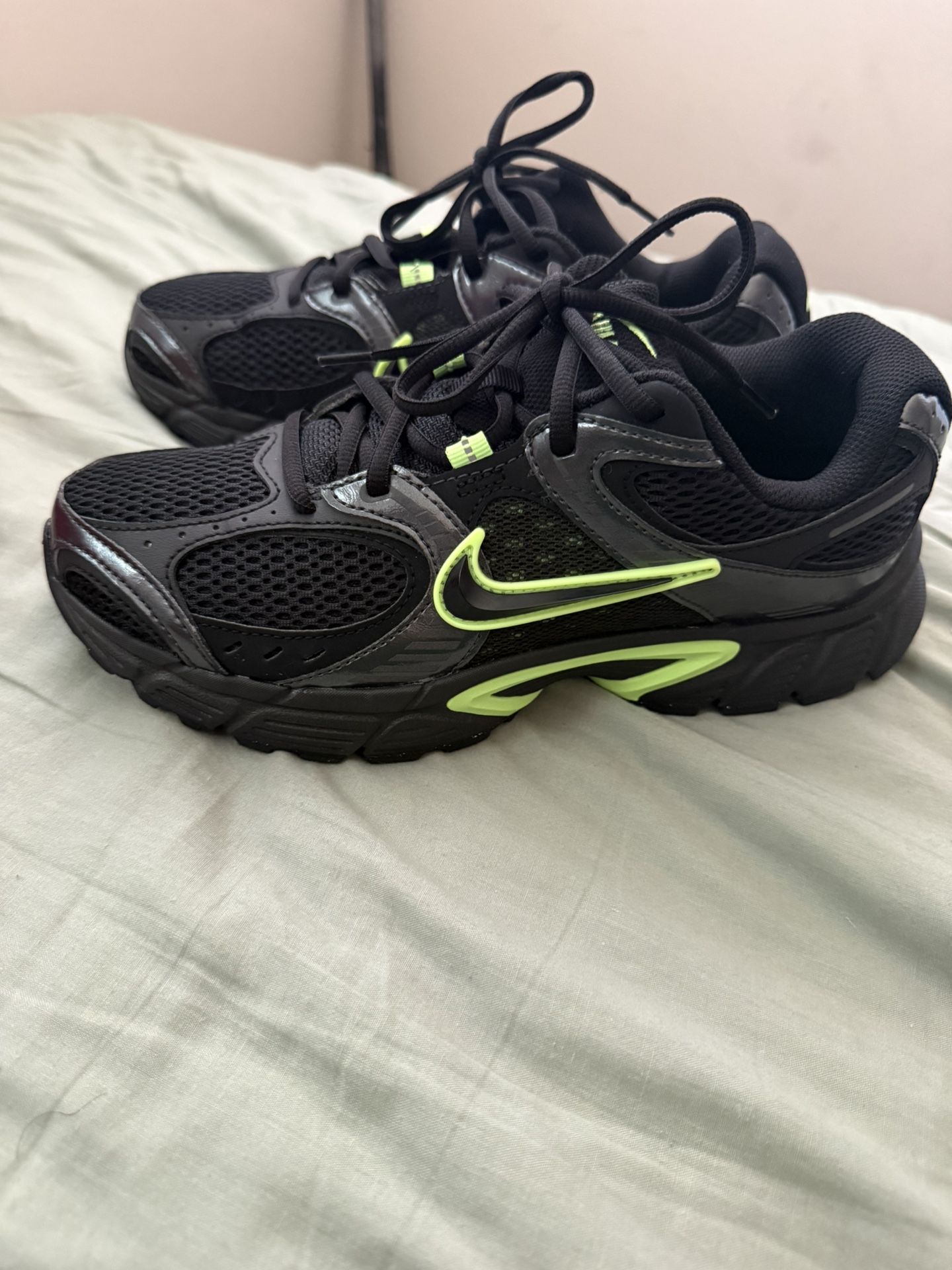 Nike V5 RNR 