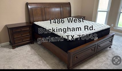 Furniture bedroom set