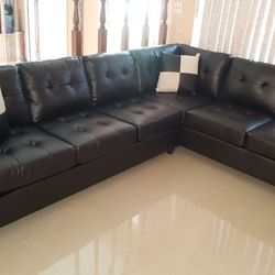 sectional sofa couch black leather with 2 pillows 111x78