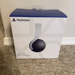 Sony PlayStation Pulse 3D Headset - Wired Use Only (NO USB ADAPTER) - Lots Of Wear Around Ear