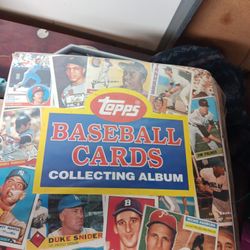 Topps Baseball Cards 