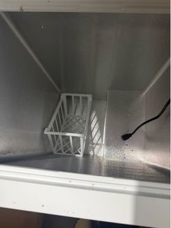 Deep freezer