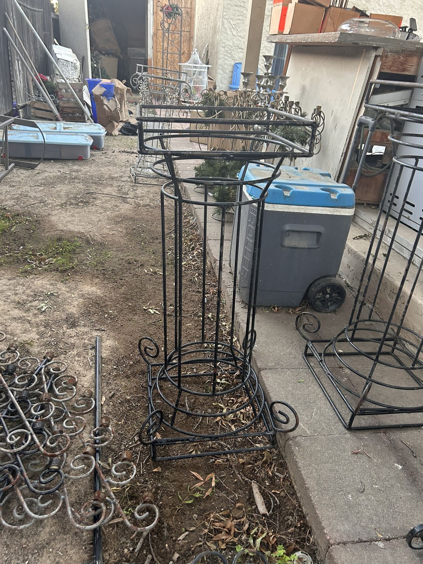 Wedding centerpieces-Metal Stands