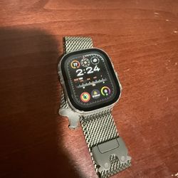 Apple Watch Ultra 2 (2024) With Milanese Band