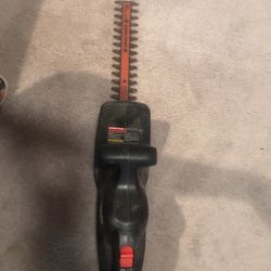 Black & Decker Hedger Trimmer Black