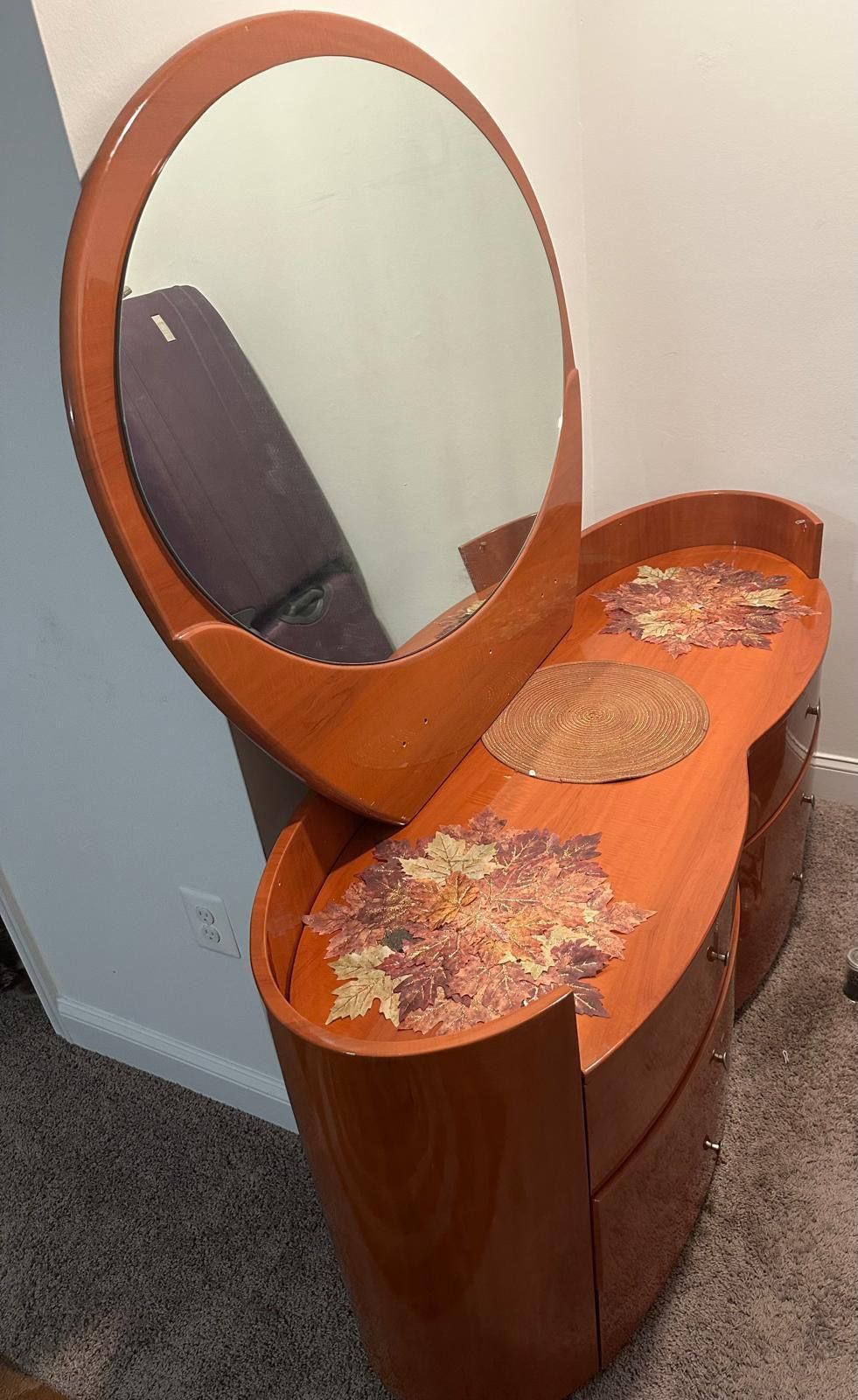 Dresser with mirror