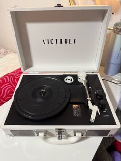 Victrola suitcase canvas record player (white)