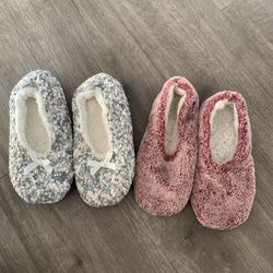 Women’s Slippers X2 Size 6-7