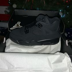 Jordan 4 