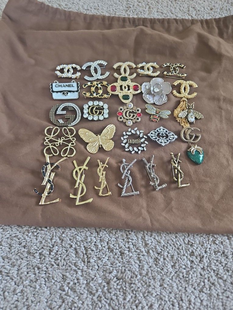 Brooches Price For 1 Each