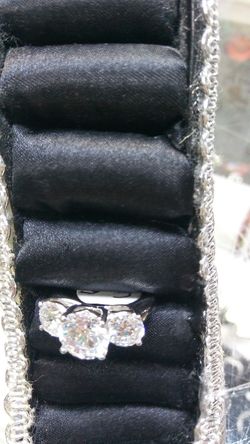 .925 sterling silver ... Cz 💎 Ring....