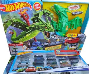 Hot Wheels City Air Attack Dragon and 20-Car Pack (Styles May Vary)