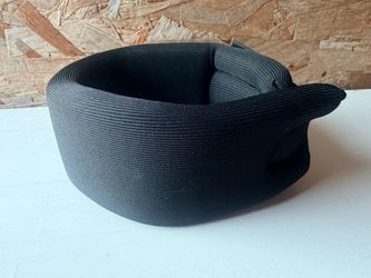 Neck brace