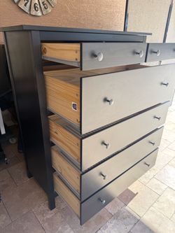 IKEA Hamnes dresser