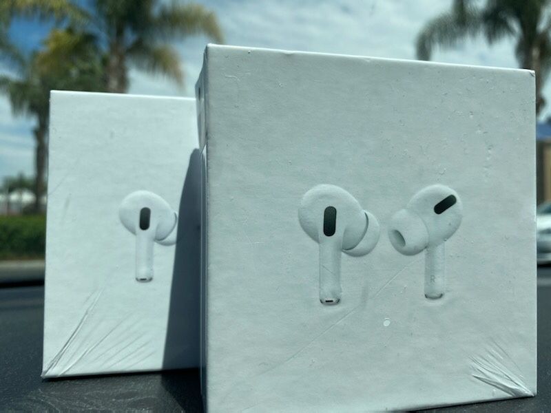 Apple AirPod Pros Brand New Sealed