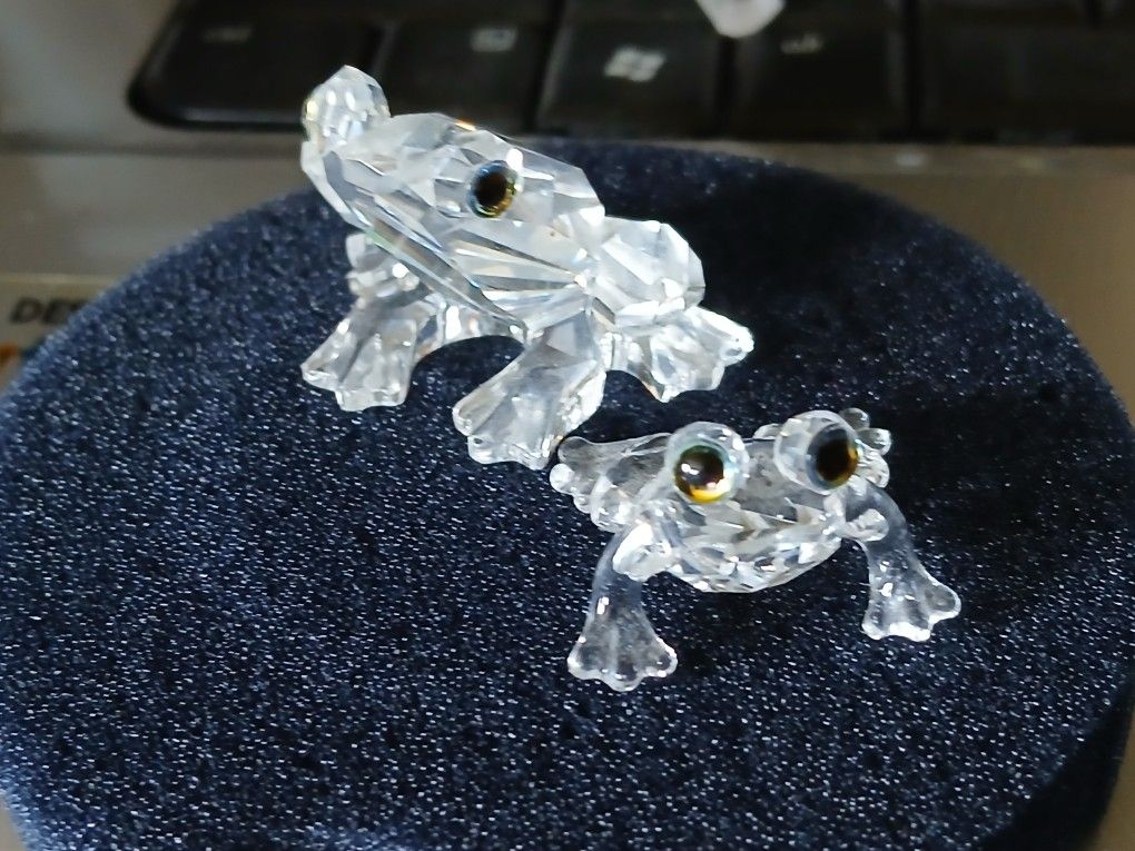 Swarovski Crystal Peaceful Country Frog $60 And Baby Frog $25 ~ Pair $80