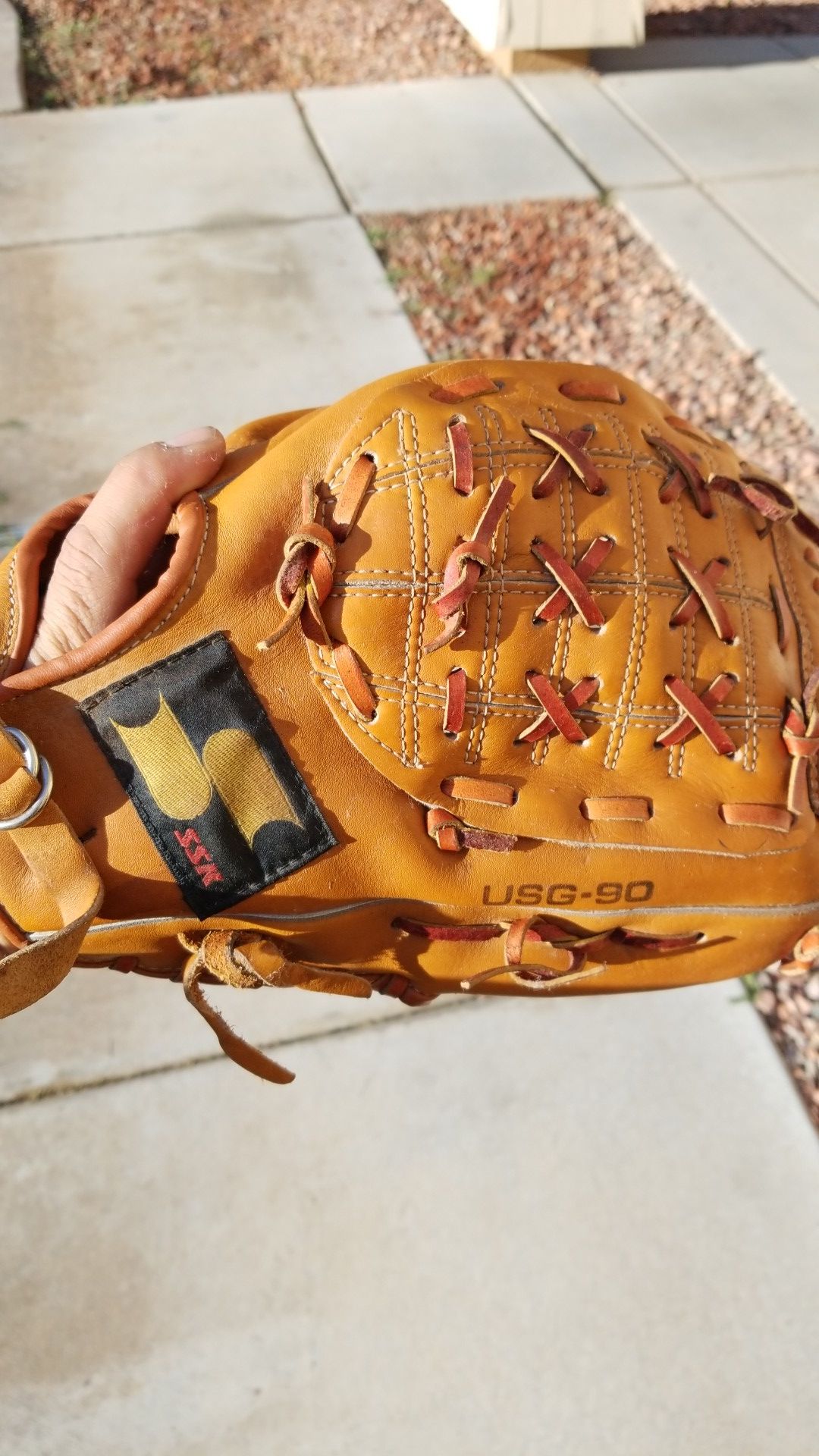 14 inch softball glove