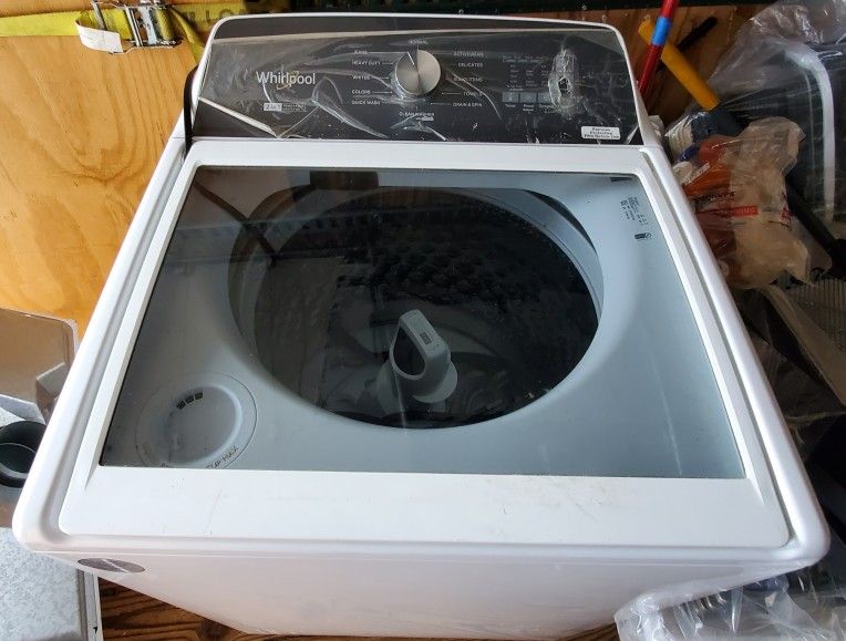 $450 each Whirlpool 4.7-4.8 cu ft Washer and A Whirlpool 7.0 cu ft Electrical Dryer