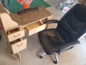 Manicure Table And Chair