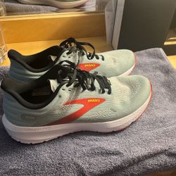 Brooks Launch 9 Running Shoes 