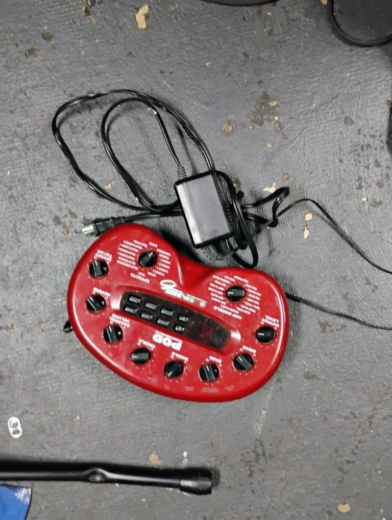 Line 6 POD 2.0 Multi-Effect and Amp Modeler