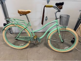 Huffy Deluxe Beach Cruiser Bike – 26” – Stylish